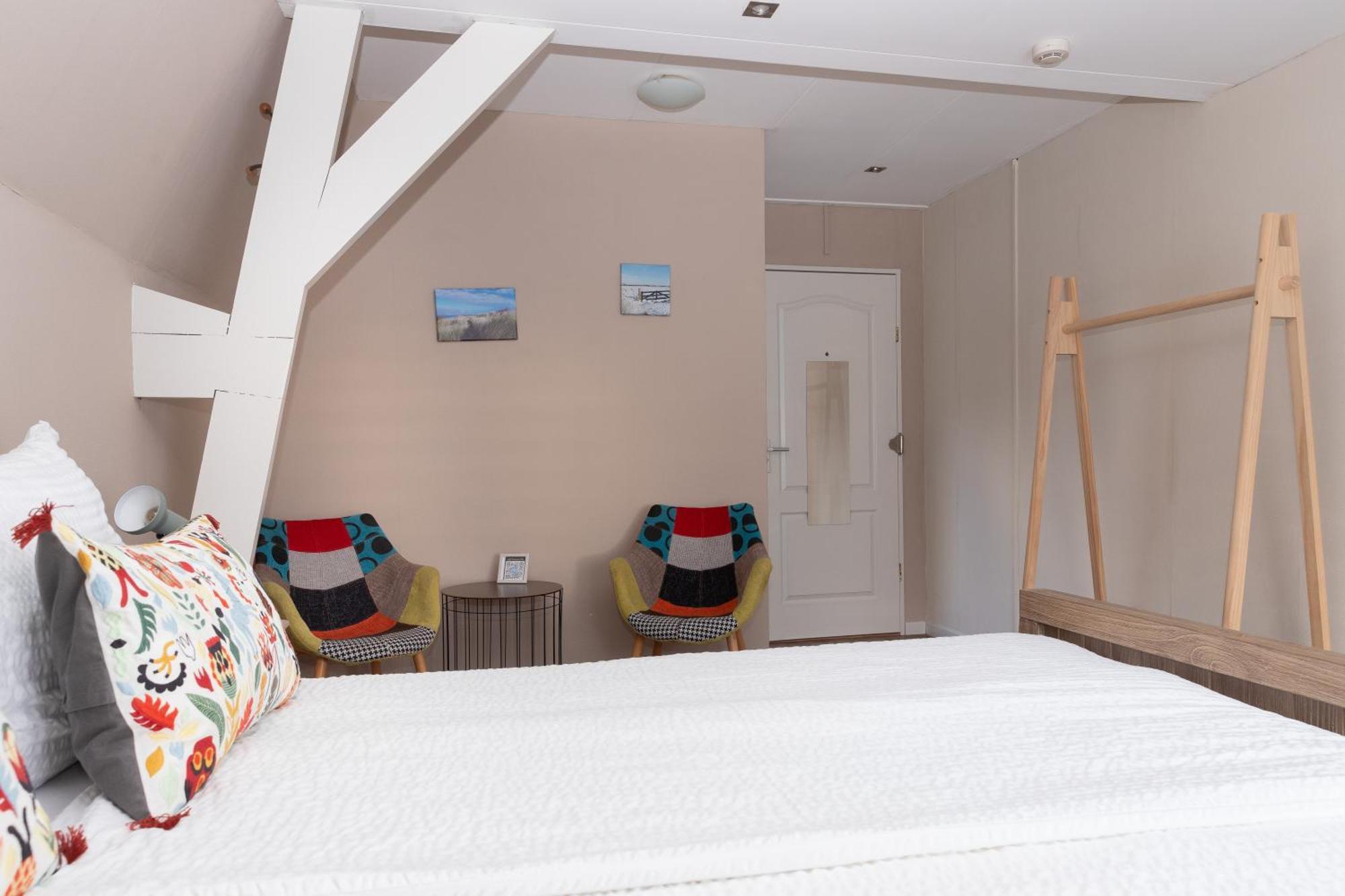 비세너크 Zeeuwse Zot B&B 외부 사진